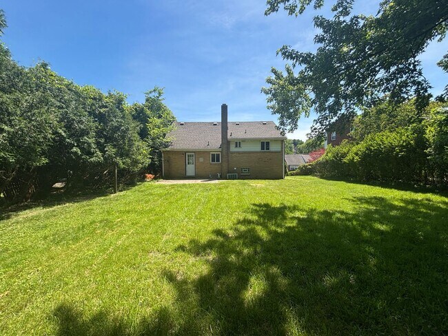 Foto del edificio - Declare Your Independence from Renting This July! Lease-to-Own Opportunity (This is NOT a Typical...