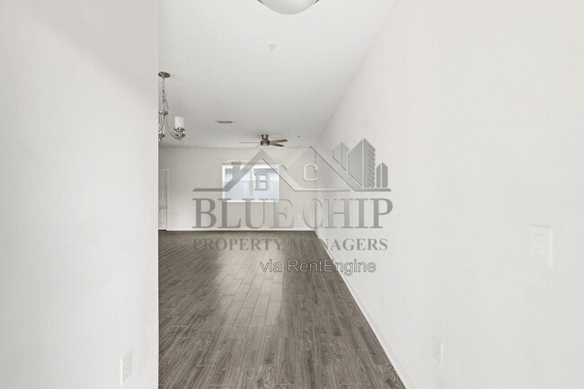 Building Photo - 11933 Prologue Ave