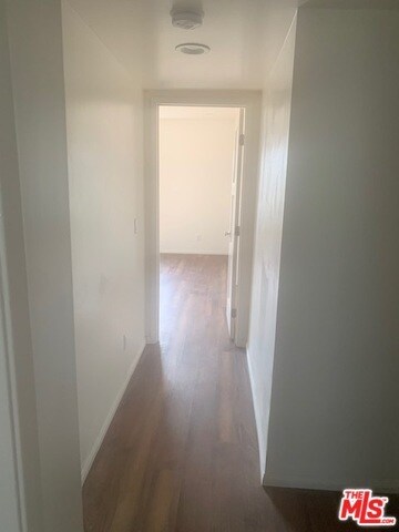 Foto del edificio - 2058 W 103rd St