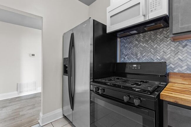 Building Photo - 3408 Duvall Ave