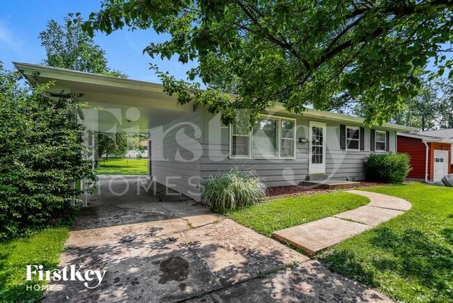Building Photo - 1355 Del Rey Dr