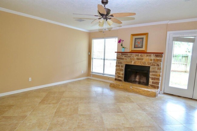 Building Photo - 6434 Box Bluff Ct