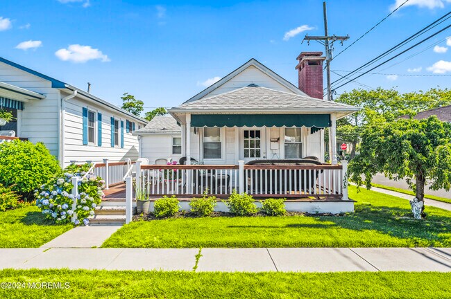 Building Photo - 91 Inskip Ave