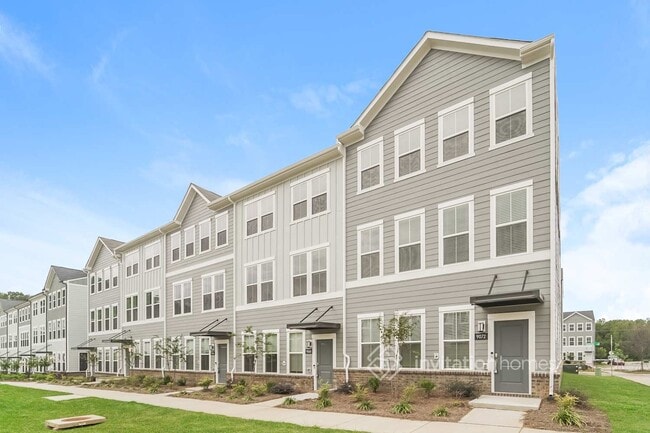 Building Photo - 9072 Harvester Ln