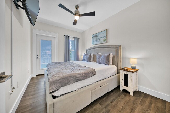 Foto del edificio - 340 Bluefish Dr