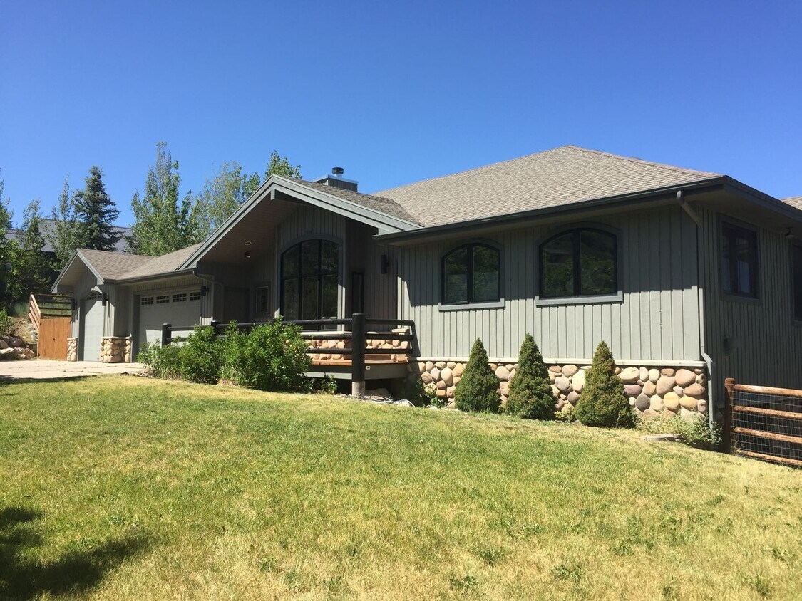 Large Private Luxury Home in Pinebrook ... - Large Private Luxury  Home  in  Pinebrook ...