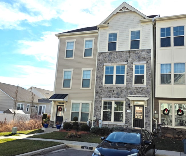 Photo - 629 Quarterpath Way Townhome