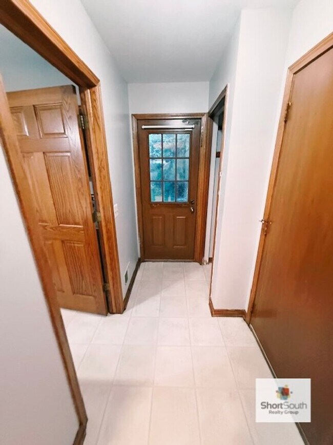 Foto del edificio - Byron Center updated 4 bed 3 bed house wit...