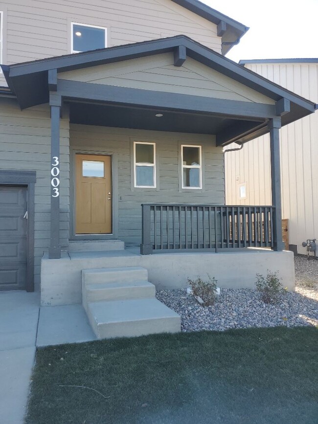Foto del edificio - Exquisite 3 Bed 2.5 Bath Single Family Home