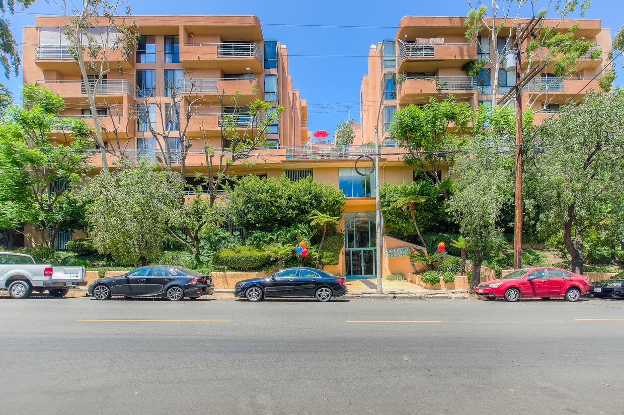 Primary Photo - La Vista Terrace