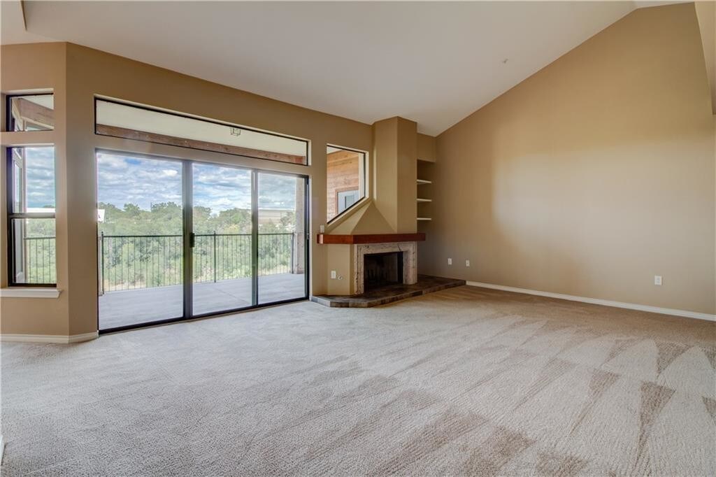 Foto principal - 300 San Gabriel Village Blvd