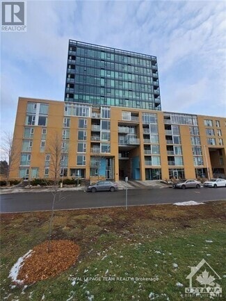 Building Photo - 200-200 Lett St