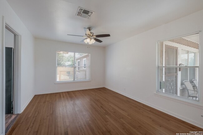 Foto del edificio - 1503 Donaldson Ave