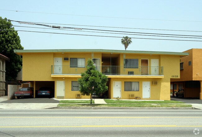 Foto del edificio - Wedgewood Gardens - No Vacancy