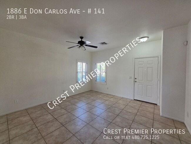 Foto del edificio - 1886 E Don Carlos