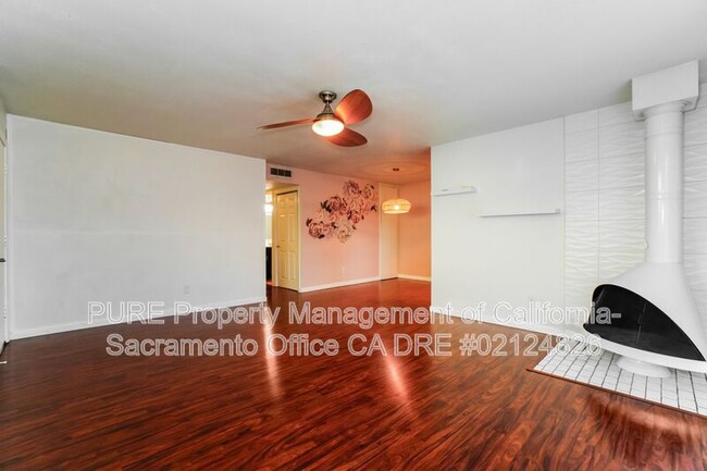 Foto del edificio - 2153 Cottage Way