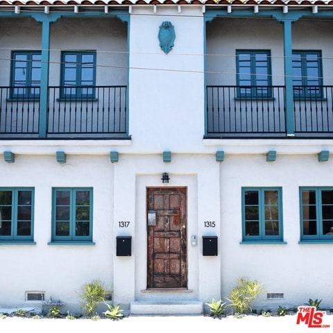 Foto principal - 1317 Riviera Ave