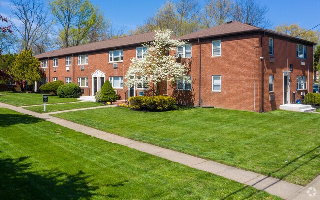 Building Photo - Orchard View Apartments