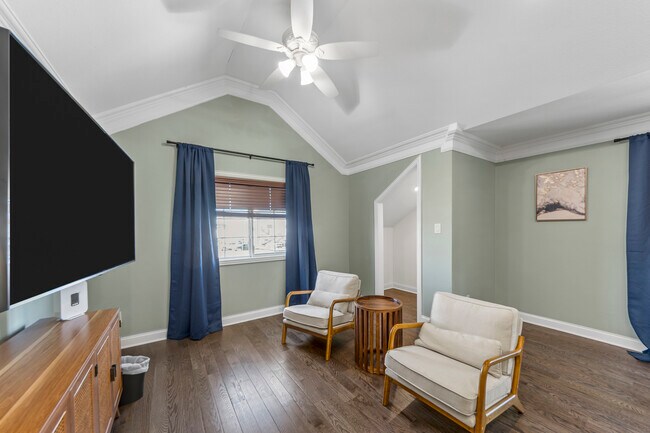 Foto del edificio - 3316 Inwood Rd