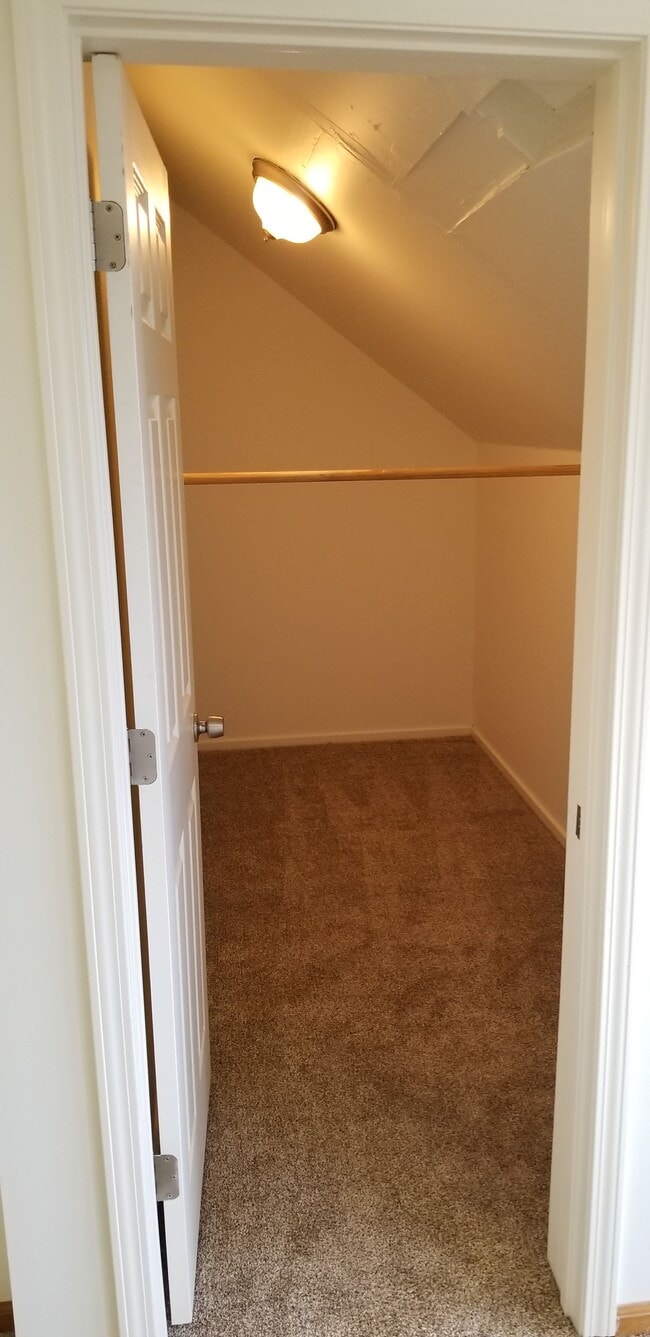 Attached walk in closet/storage room - 3776 SW Fairhaven Dr