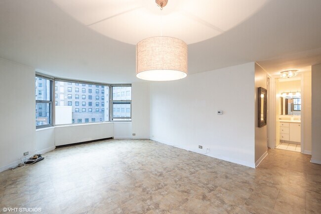 Building Photo - 535 N Michigan Ave