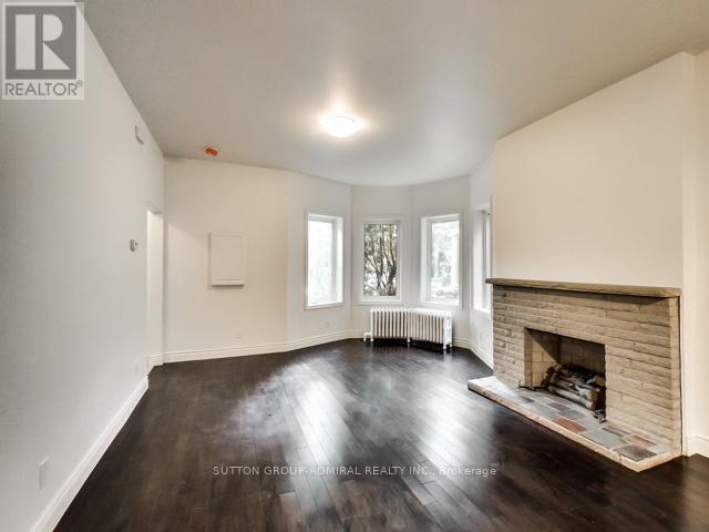 Photo du bâtiment - 34 HEWITT--MAIN FLOOR AVENUE