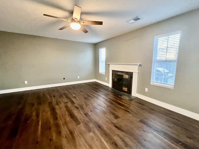Building Photo - 2049 Coriander Ln