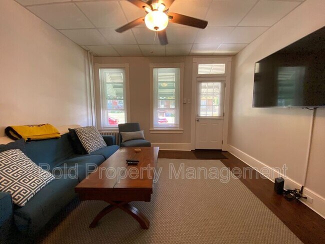 Foto del edificio - 545 Franklin St