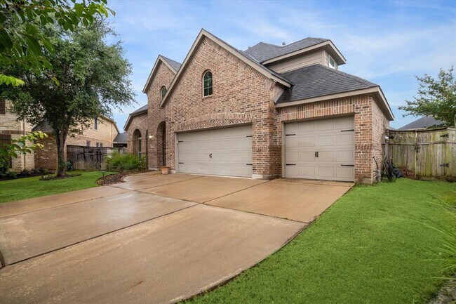 Building Photo - 5811 Trinity Bluff Ct