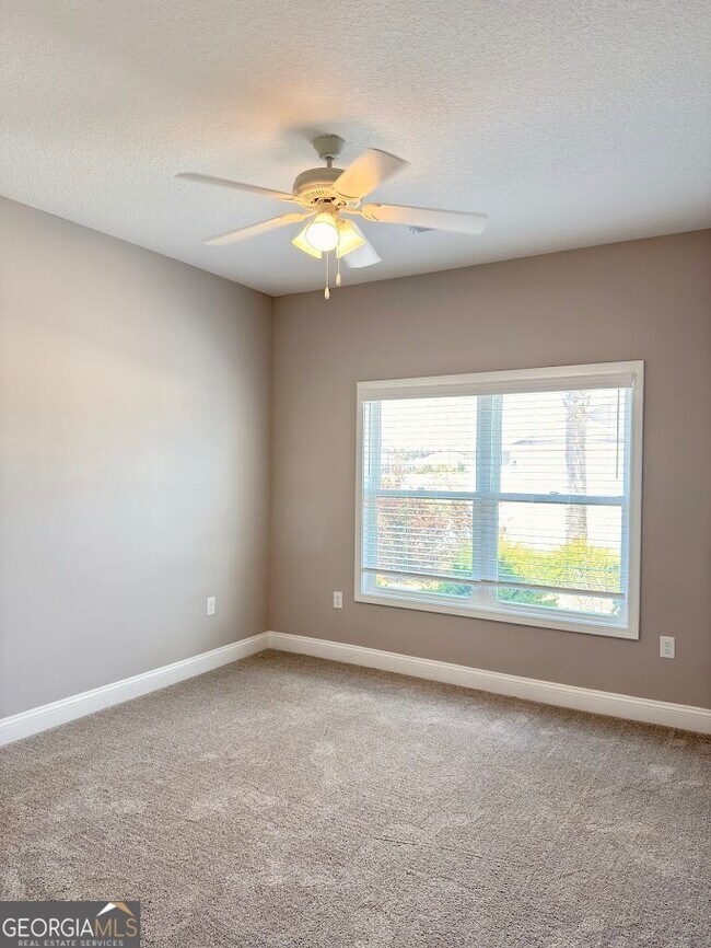 Building Photo - 140 The Villas Wy