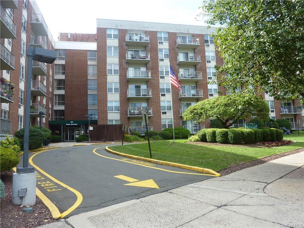 35 Park Ave Unit 1J, Suffern, NY 10901 Condo for Rent in Suffern, NY