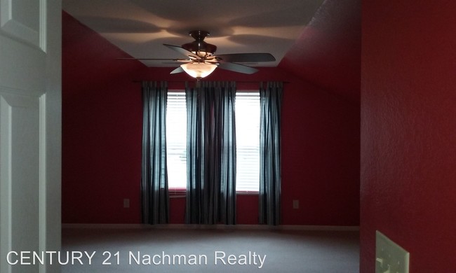 Building Photo - 4 br, 2.5 bath House - 105 Long Pine Road