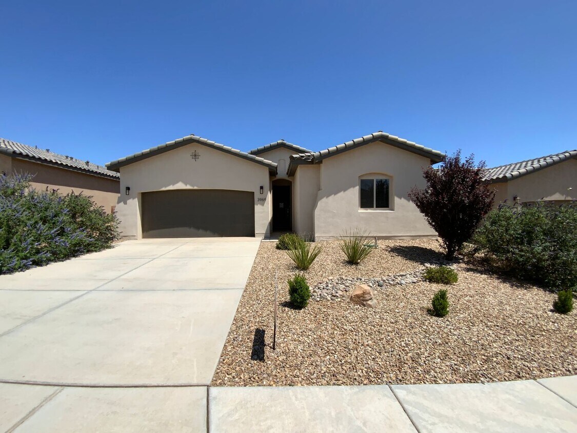 Foto principal - New Construction Single Story Home Availab...