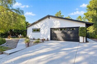 Building Photo - 3241 Dahl Dr