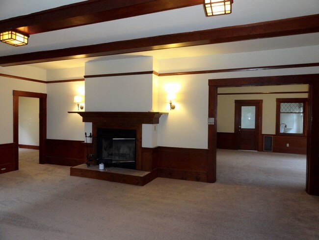Building Photo - 111 Los Gatos Blvd