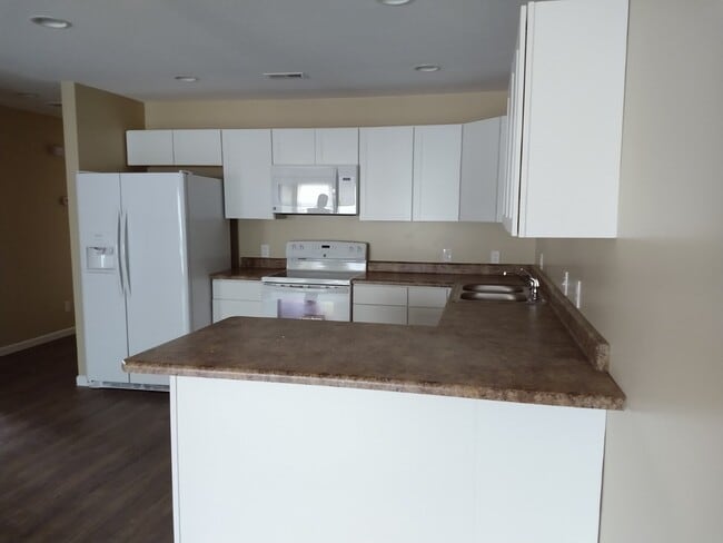 Cocina - 3880 Simpson Rd E