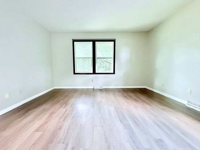Living Room - 2302 W 3rd St