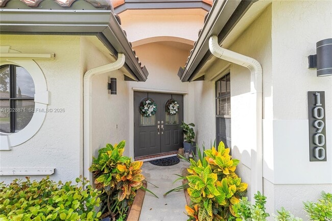 Foto del edificio - 10900 NW 18th Ct