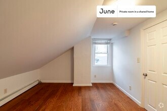 Building Photo - Private bedroom in 4 bed/4 bath Home