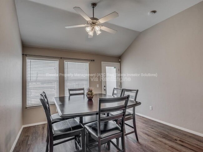 Building Photo - 2740 Red Fish Rd