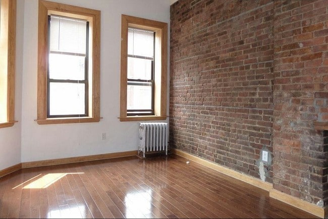 Building Photo - 409 East 115th Street