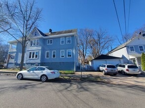 Building Photo - 67 Jones Ave