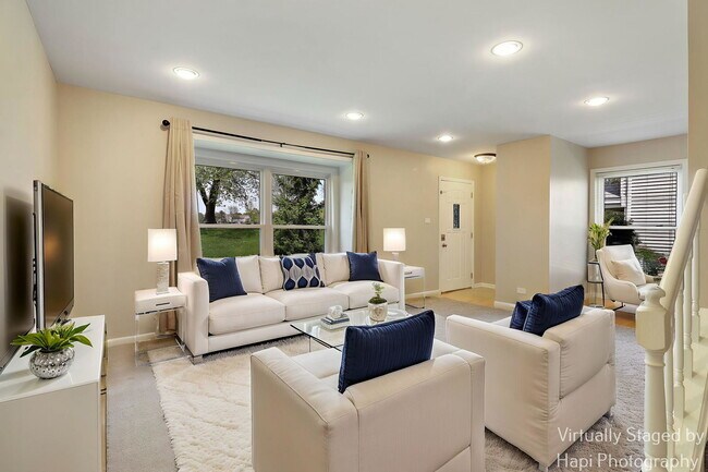 Foto del edificio - 2336 Old Kings Ct
