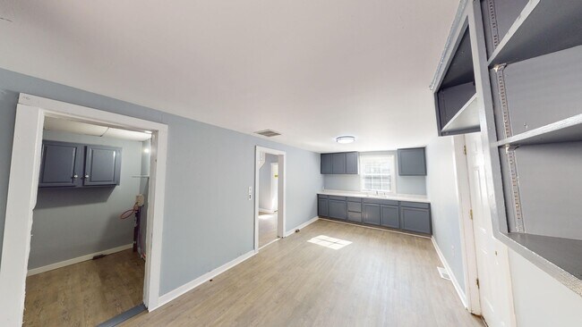 Foto del edificio - 3 Bedrooms, Newly updated!