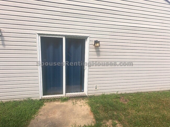 Foto del edificio - 6639 W Stanhope Dr