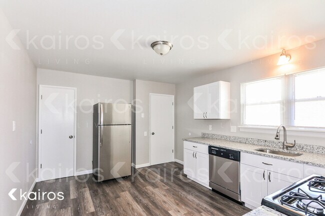 Building Photo - 2575 Mullanphy Ln