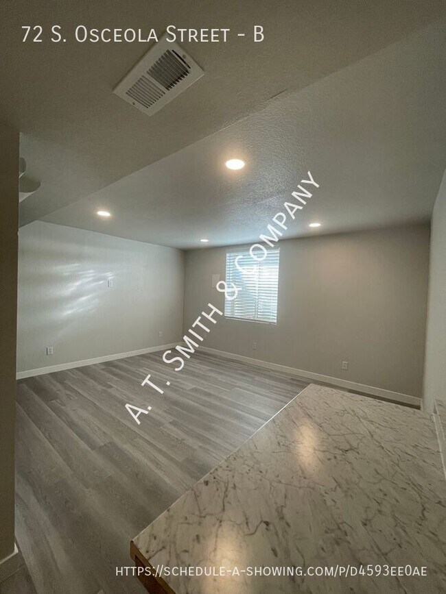 Foto del edificio - 2BD/1BTH Updated Basement Apartment Availa...
