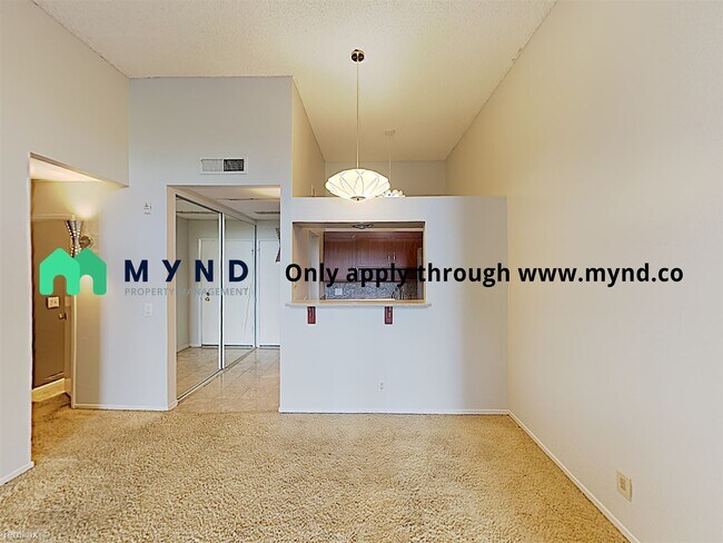 Building Photo - 1 br, 1 bath  - 300 N Civic Dr Apt 307
