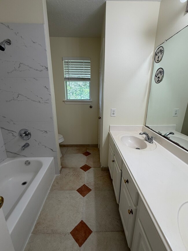 Building Photo - 15107 Palton Springs Dr