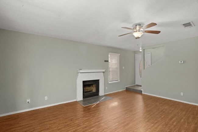 Building Photo - 9203 Kempler Dr